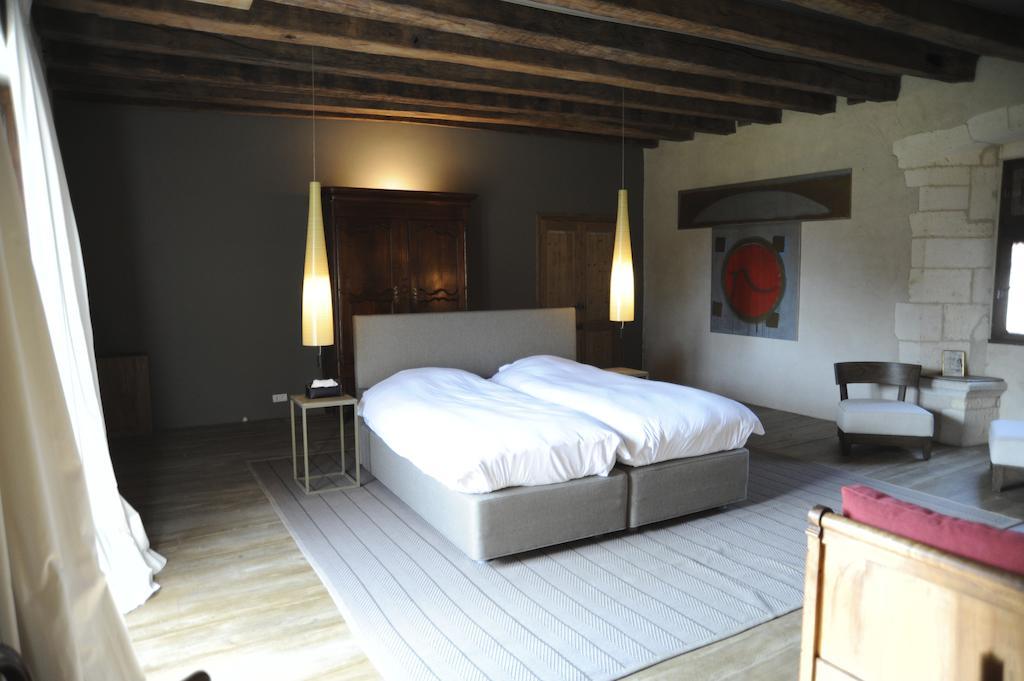 Chateau De Lerse Acomodação com café da manhã Perignac  Quarto foto